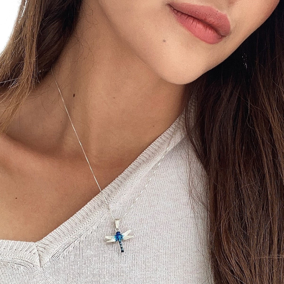 Collar libelula, cadena en plata, joyas elaboradas con plata ecologica eden joyas