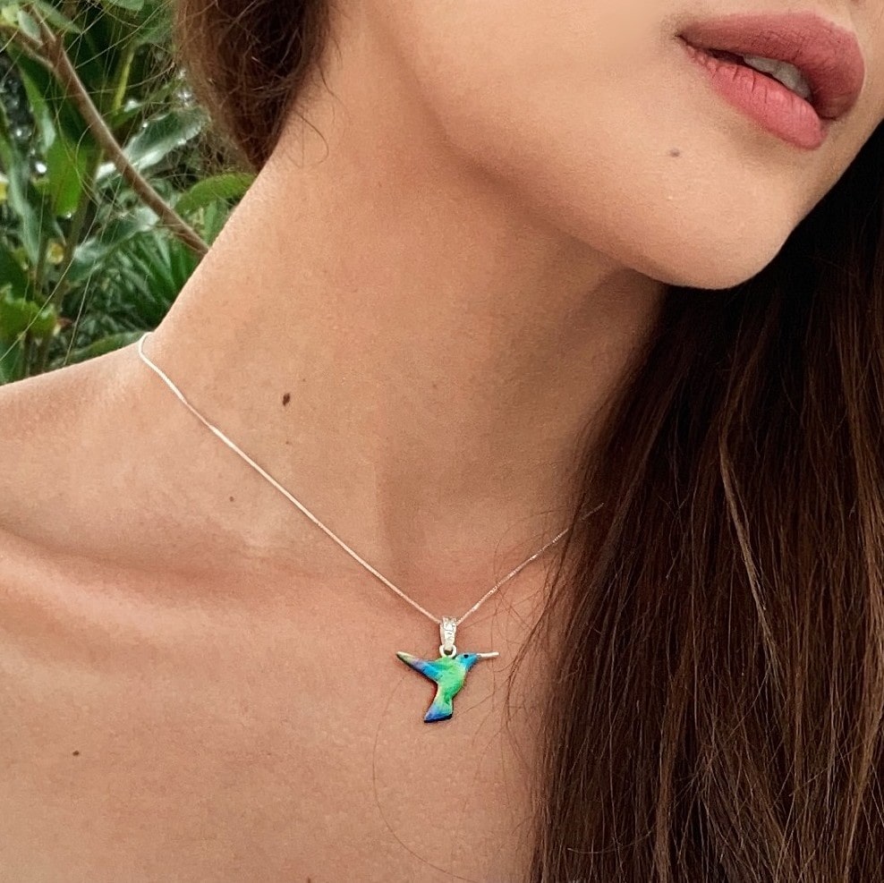 Collar colibri, cadena en plata, joyas elaboradas con plata ecologica eden joyas