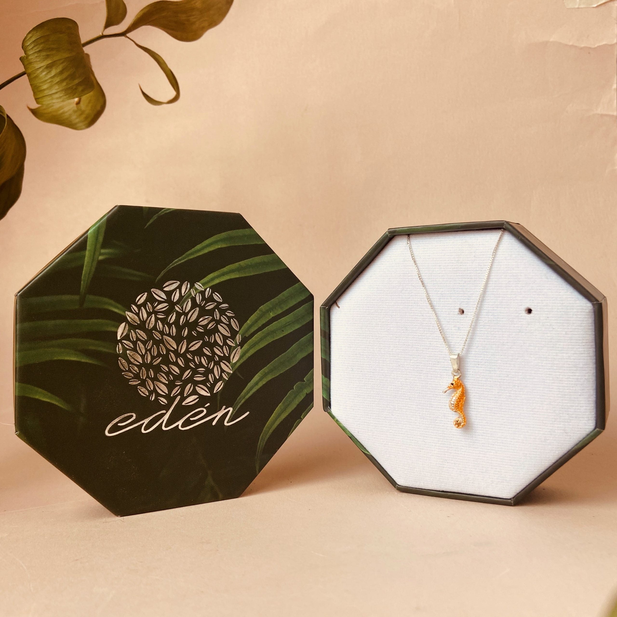 Collar Caballito de Mar Pequeño